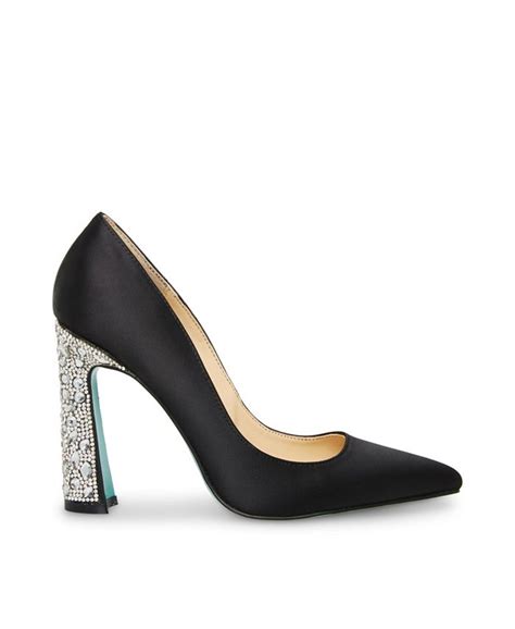 Betsey Johnson Womens Corie Evening Pumps Macys
