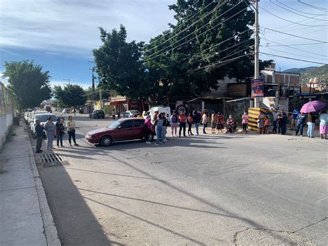 Vecinos De La Colonia San Rafael Norte Bloquean Calle Para Exigir Agua