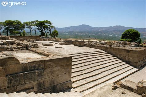 History of Heraklion in Crete island | Greeka