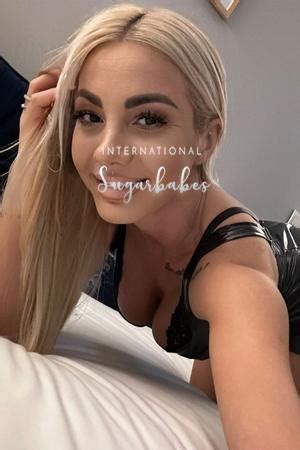 Touring Porn Star Escort Alice Romain