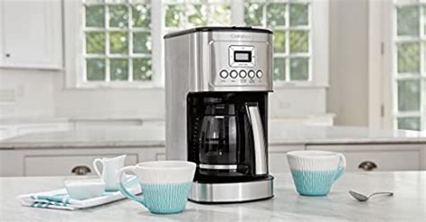 Cuisinart DCC 3200P1 Perfectemp Coffee Maker 14 Cup Progammable With