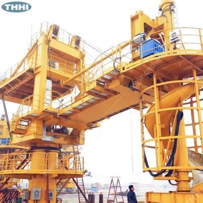 Continuous Mobile Vertical Screw Type Ship Unloader Tph For Coal And