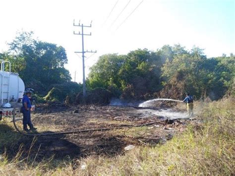 Arde lote baldío en San Blas y moviliza a bomberos El Sol de Nayarit