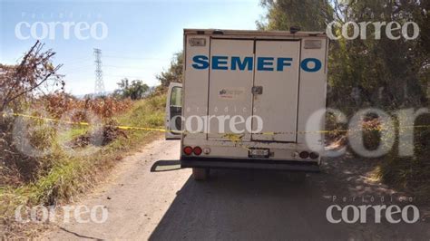 Celaya Campesinos hallan cadáver de hombre en camino de terracería