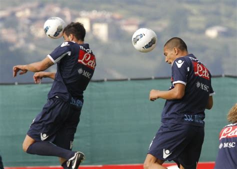 Foto Il Napoli In Ritiro A Dimaro Di Napoli Repubblica It