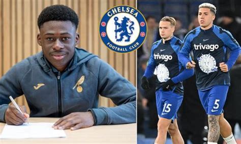 Chelsea 'complete' 17th signing of the season as star Alex Matos joins ...