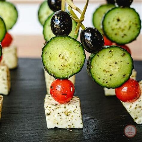 Easy Greek Salad Skewers Recipe