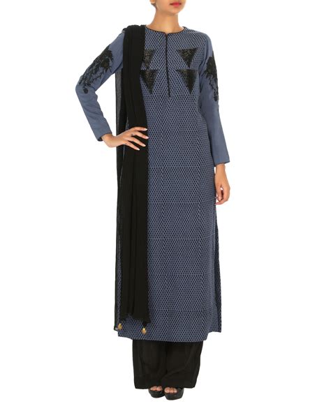 Grey And Black Crepe Kurta Set By Debarun The Secret Label