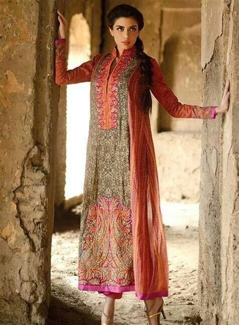 Pin By Ashna Mundhra On Suit Kurti Design Summer Dresses Online