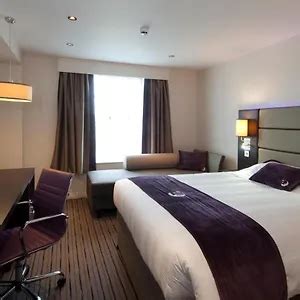 3 star Hotel - Premier Inn London Tower Bridge 2024 Room Prices ...