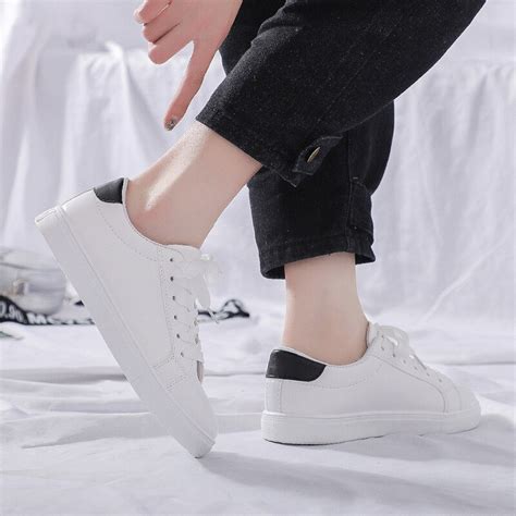 Hot Fashion Spring New Designer Breathble Vulcanized Shoes Woman Pu