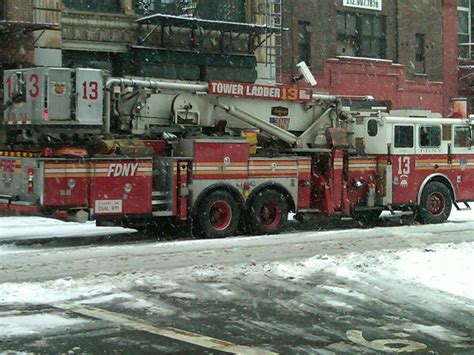 Fdny Tower Ladder 13 Fdny Firefighters Nyfd