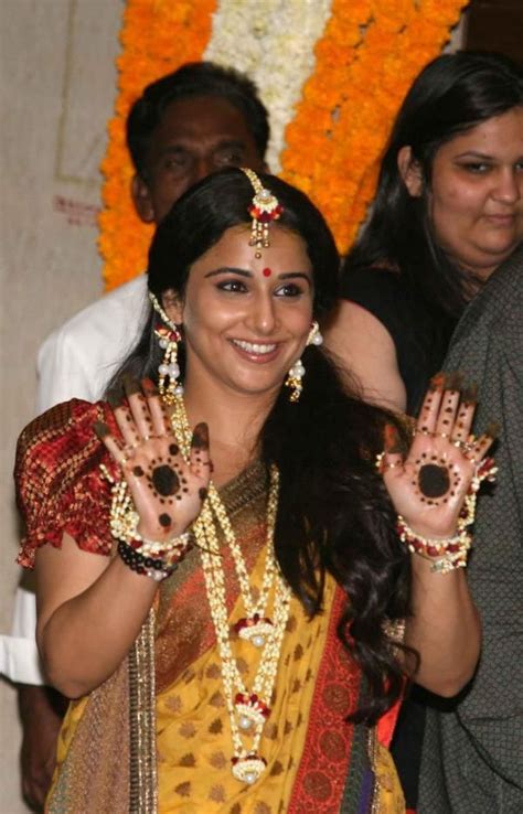 6 Bollywood Actresses And Their Gorgeous Bridal Mehendi Designs