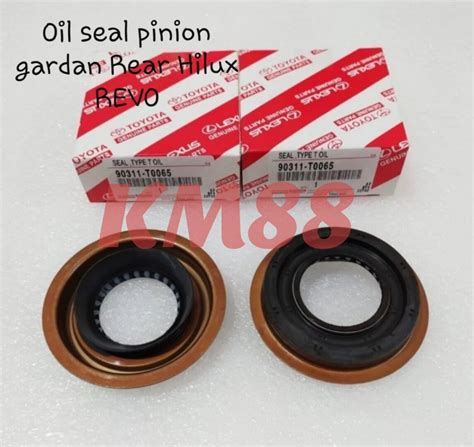 Oil Seal Gardan Belakang Toyota Hilux Revo T Part Original