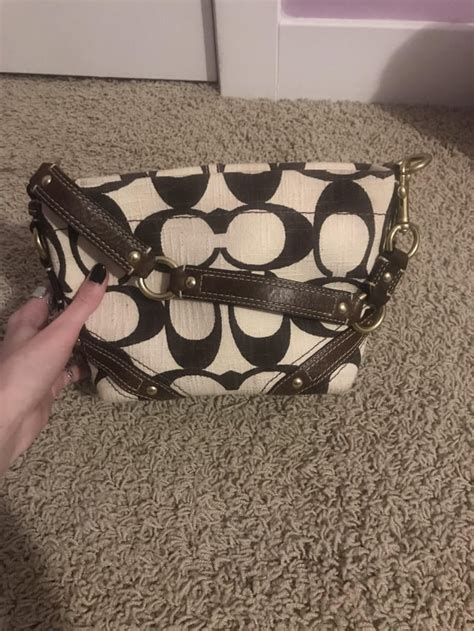 is this thrifted coach bag real or fake? : r/findfashion