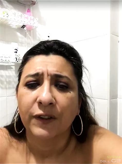 Olgun bbw milf var seks ile büyük yapay penis xHamster