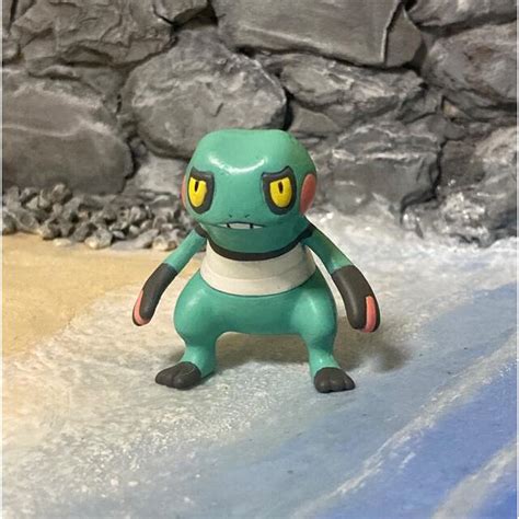 ポケモン ポケモン フィギュア モンコレ色違いリペイント グレッグルの通販 By てんs Shop｜ポケモンならラクマ