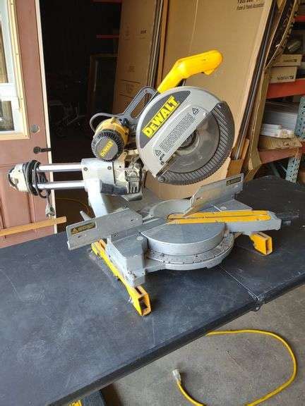 Dewalt Dw708 Sliding Compound Miter Saw 12 Inch Tested Works Metzger