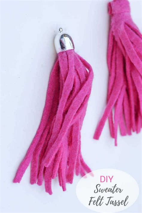 Repurpose Sweater Scraps Into Fun Felt Tassels They Make A Lovely Keychain Or A Gorgeous T