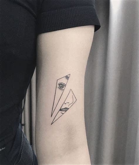 tatuagem delicada 94 Blog da Pajaris Biquínis Moda Viagens e Vida