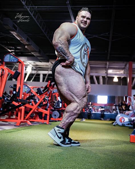 Nick the Mutant WalkerはInstagramを利用しています Hamstring and pump quad day