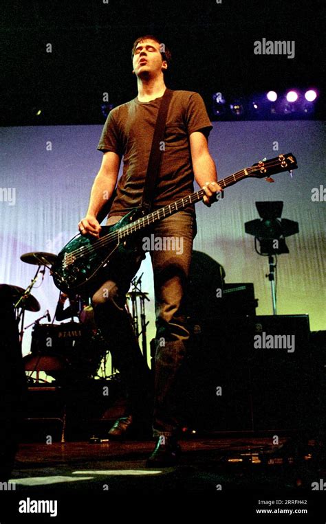 Rock Group Nirvana Hi Res Stock Photography And Images Alamy