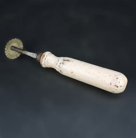 Antique Pie Crimper Vintage Pie Crimper Old Kitchen Tool Pie Crust Tool