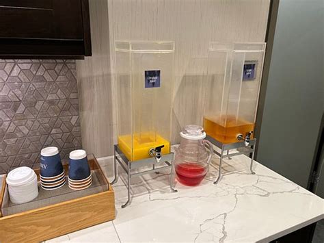 Homewood Suites By Hilton Warren Detroit Prices And Hotel Reviews Mi