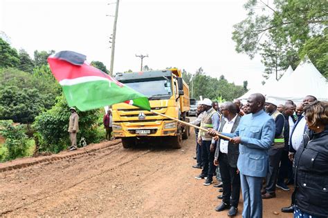 Photos Ruto Launches Tarmacking Of Roads In Nyeri