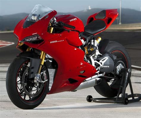 DUCATI 1199 Panigale (2011-2012) Specs, Performance & Photos - autoevolution