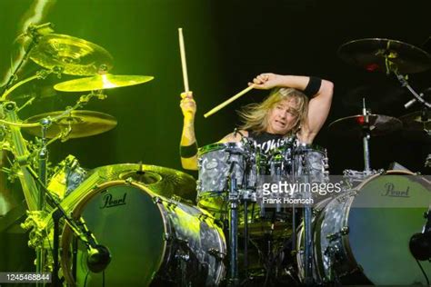 Drummer Will Hunt Photos and Premium High Res Pictures - Getty Images