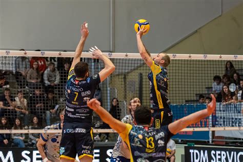 Yuasa Battery A Ravenna In Palio Punti Pesanti Lega Pallavolo Serie A