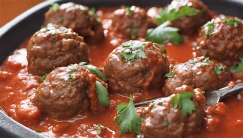 Meatballs in Sauce - Your Gourmet Guru