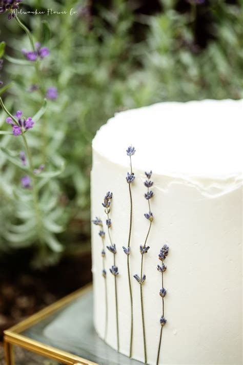 Elegant Lavender Wedding Cake