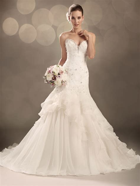 Strapless Sweetheart Organza Wedding Dresses