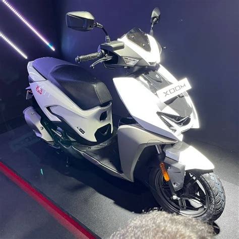 Check Out The Hero Maestro Xoom Cc Scooter In Pics