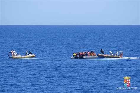 Reggio Calabria Domani In Arrivo La Nave Cigala Fulgosi Con A Bordo