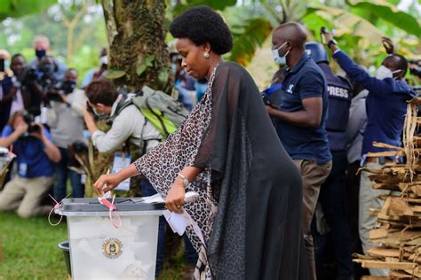 Ugandan President Yoweri Museveni Wins Sixth Term As Rival Bobi Wine Alleges Fraud Abc News