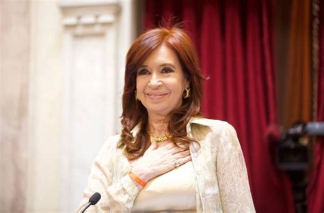 CRISTINA KIRCHNER VOLVIÓ A APUNTAR CONTRA LOS JUECES