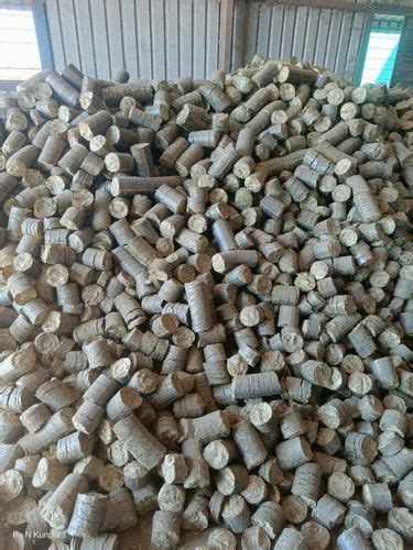 Mm Saw Dust Briquette Ton At Rs Tonne In Aligarh Id