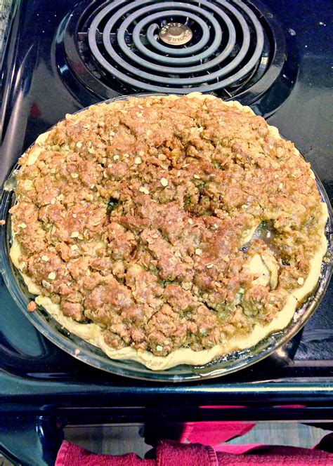 Streusel Topped Apple Pie