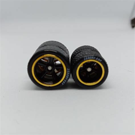 Hot Wheels Rubber Tyre 12 14 Black Shopee Malaysia