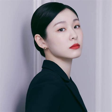 キム・ヨナさんのインスタグラム写真 キム・ヨナinstagram「 ️ Diorbeauty 디올프레스티지 디올프레스티지