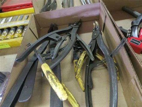 Snap Ring Pliers - Lambrecht Auction, Inc.