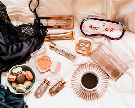 Pensi davvero mia sia svegliata così Un nude make up firmato L Oreal