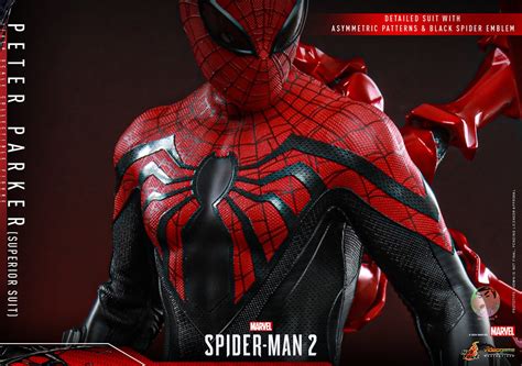 Hot Toys VGM61 Marvels Spider Man 2 Peter Parker Superior Suit 1 6th Scale Collectible