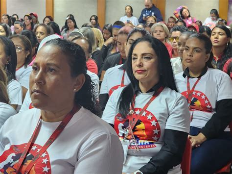 Movimiento Manuelita S Enz Realza El Papel De La Mujer En La Sociedad