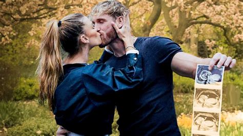 Wwe Champ Logan Paul Nina Agdal Expecting Their First Baby