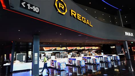 Take A Look Inside The Renovated Regal Cinemas At River Park In Fresno