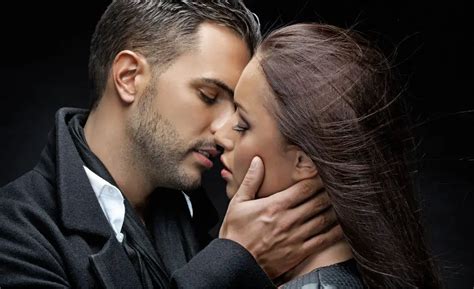 When A Guy Kisses You Goodbye On The Lips 10 Helpful Tips